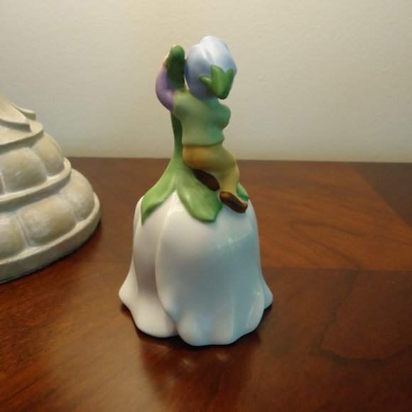 Avon Elf Bell 1983 - Picture 3 of 4